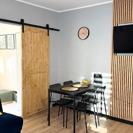 Na Skraju Lasu By Libertarent *