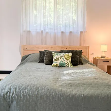 公寓 Na Skraju Lasu By Libertarent