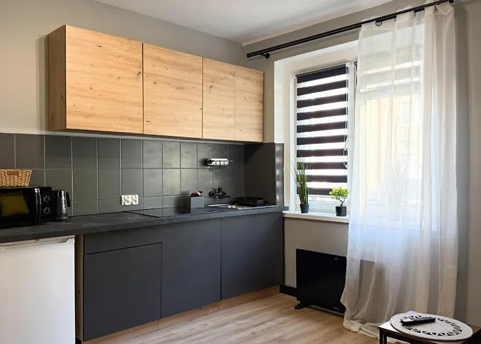 Na Skraju Lasu By Libertarent *