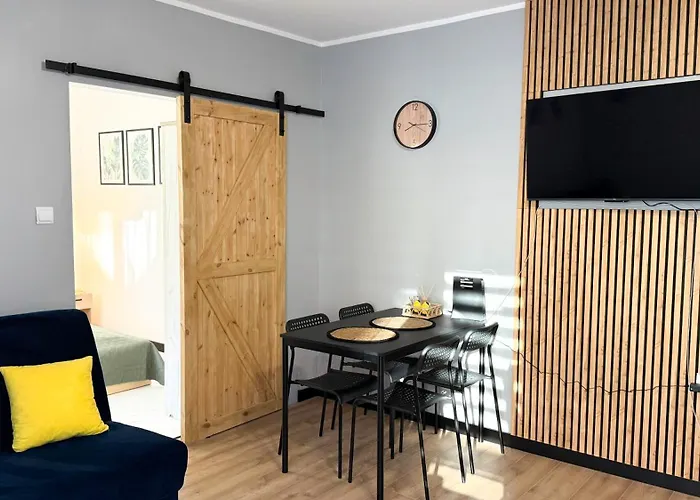 Na Skraju Lasu By Libertarent *